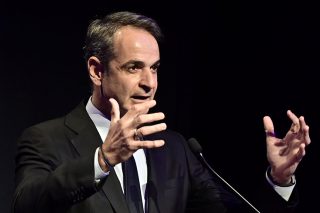Μπάζωμα, κουκούλωμα, παρακράτος